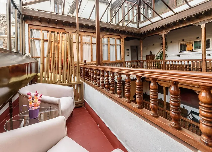 Palacio De Santa Ines