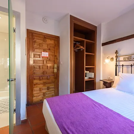 Palacio De Santa Inés Hotel