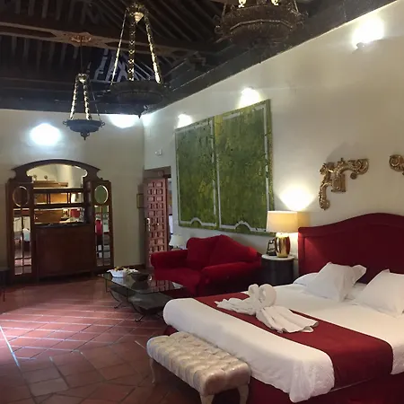 Palacio De Santa Ines Гранада