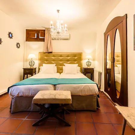Palacio De Santa Inés 3*