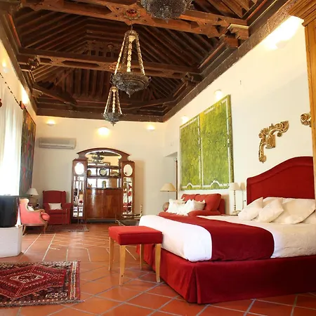 Отель Palacio De Santa Ines