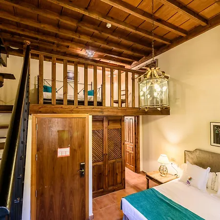 Отель Palacio De Santa Ines Гранада