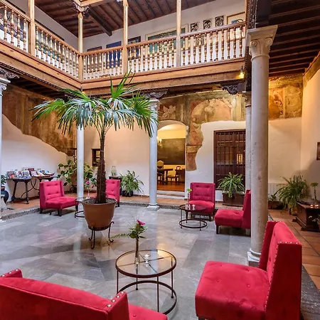 Palacio De Santa Ines Отель 3*