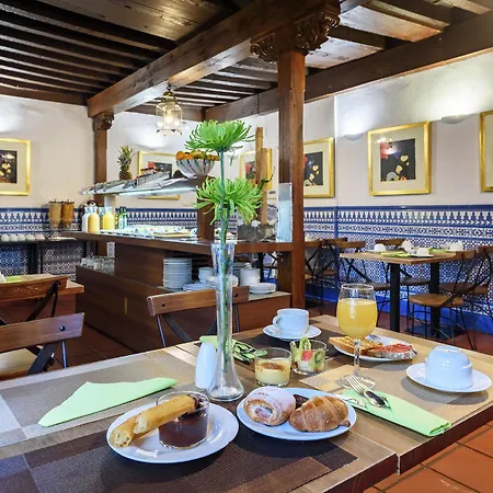Palacio De Santa Ines 3*