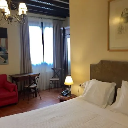 מלון Palacio De Santa Ines