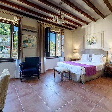 מלון Palacio De Santa Ines 3*