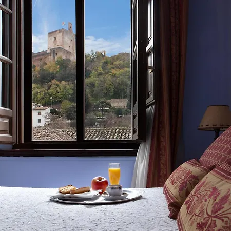 מלון Palacio De Santa Ines 3*
